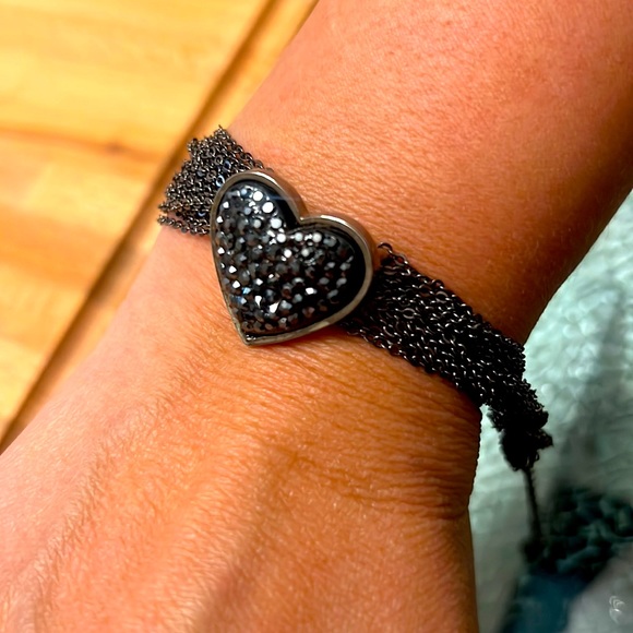 Fashion jewellery set. - Picture 3 of 4